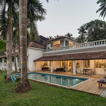 Casa Palms By Hireavilla - 5Br Villa With Private Pool In Candolim
